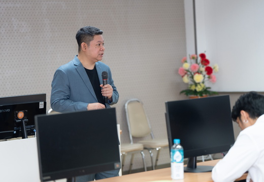 วันพฤหัสบดีที่ 28 สิงหาคม 2568