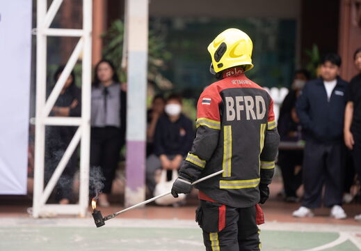 E-1-178