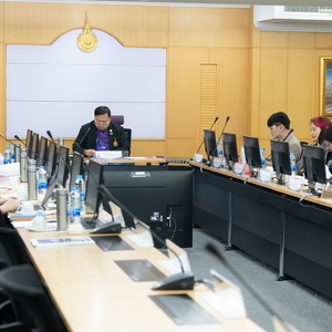 ประชุมคณะกรรมการโครงการพัฒนาหลักสูตรออนไลน์