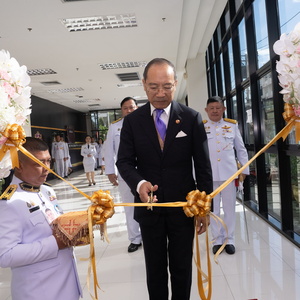 พลเอก พระวรวงศ์เธอ พระองค์เจ้าเฉลิมศึกยุคล เสด็จมาทรงเปิดลานพระอนุสาวรีย์
